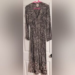 Billabong Monochrome (Black/Beige) Patterned Fabric- Long